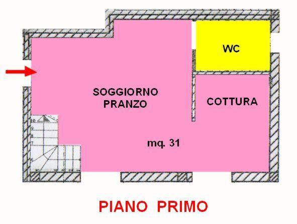 Vendita di un appartamento in ottimo stato a Cesena, con tre camere da letto, due bagni, ampia zona giorno, terrazzo e garage