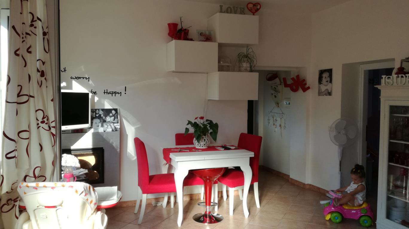 Appartamento luminoso con giardino
