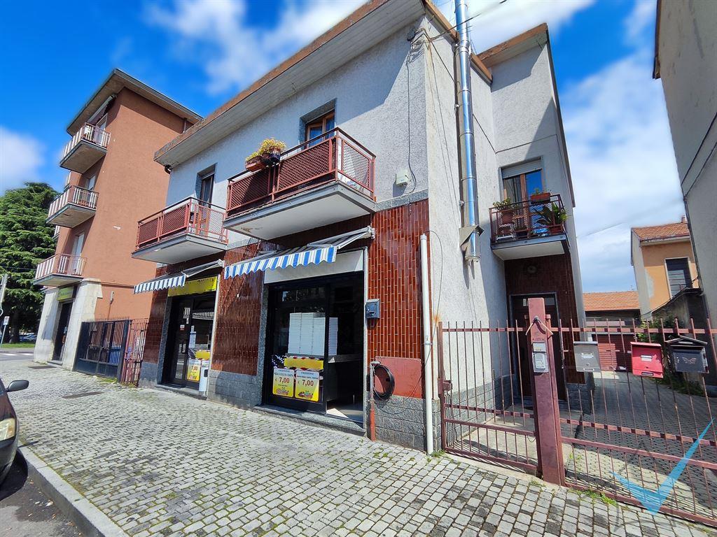 TRELOCALI IN VENDITA, NUDA PROPRIETà