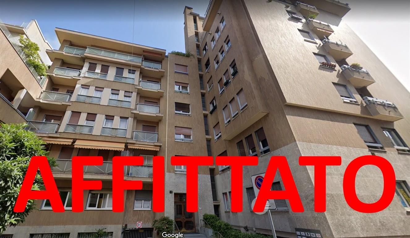 Zona Isola:  Ampio trilocale, ristrutturato ed arredato. € 2.500 mensili spese incluse - Per informazioni e/ appuntamenti: Milano Servizi Immobiliari srl - Tel. 02.688.08.11 r.a. - zorzini@milanoservizi.eu