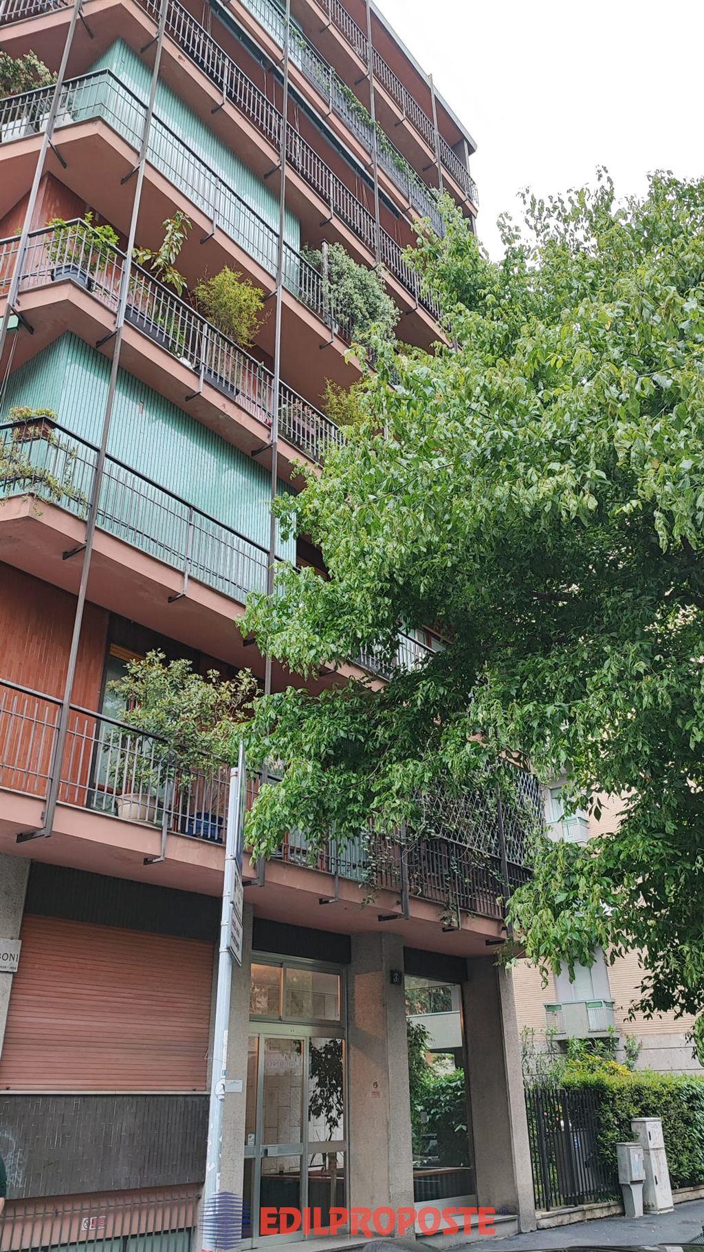 Prestigioso 5 locali con terrazzo – Via Giacomo Boni 32, Milano