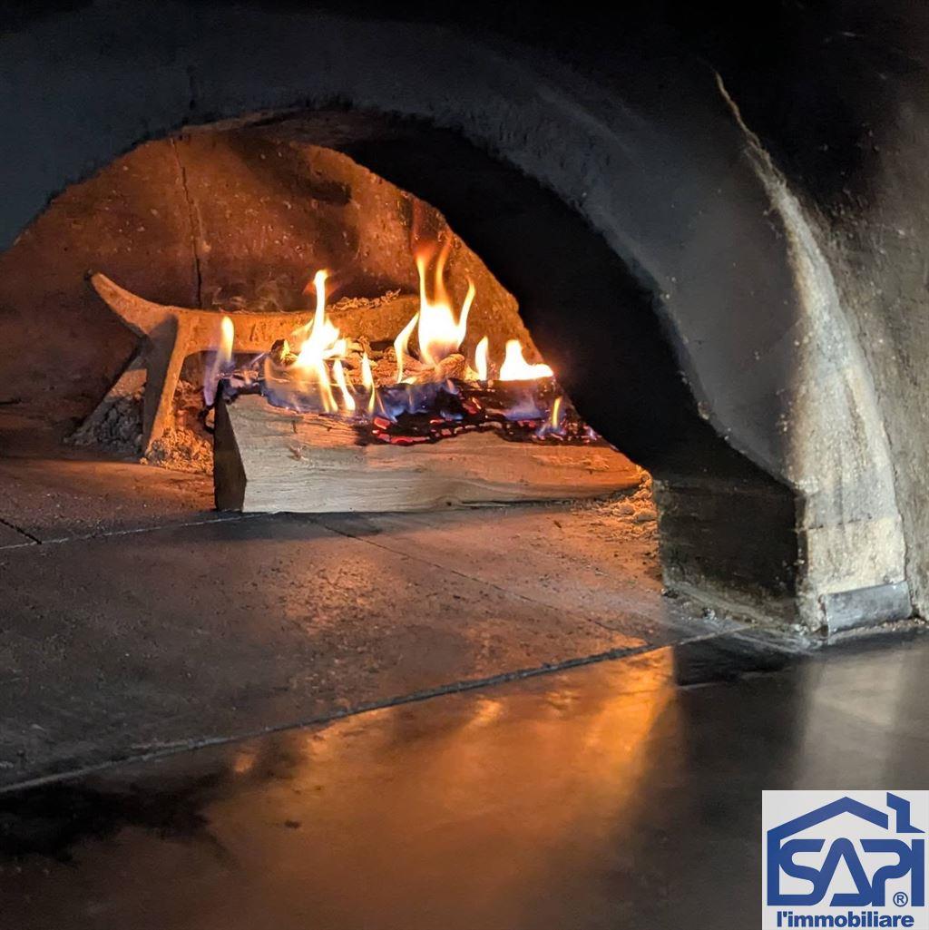 Ristorante di Pesce e Pizza in Vendita