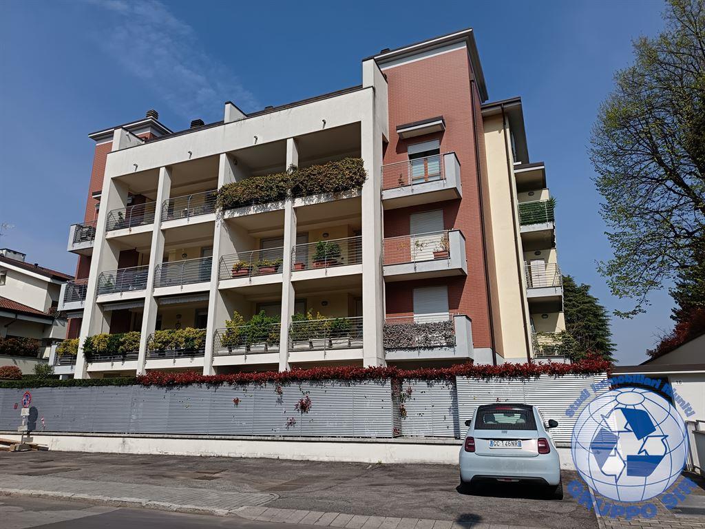 recente due locali con giardino privato