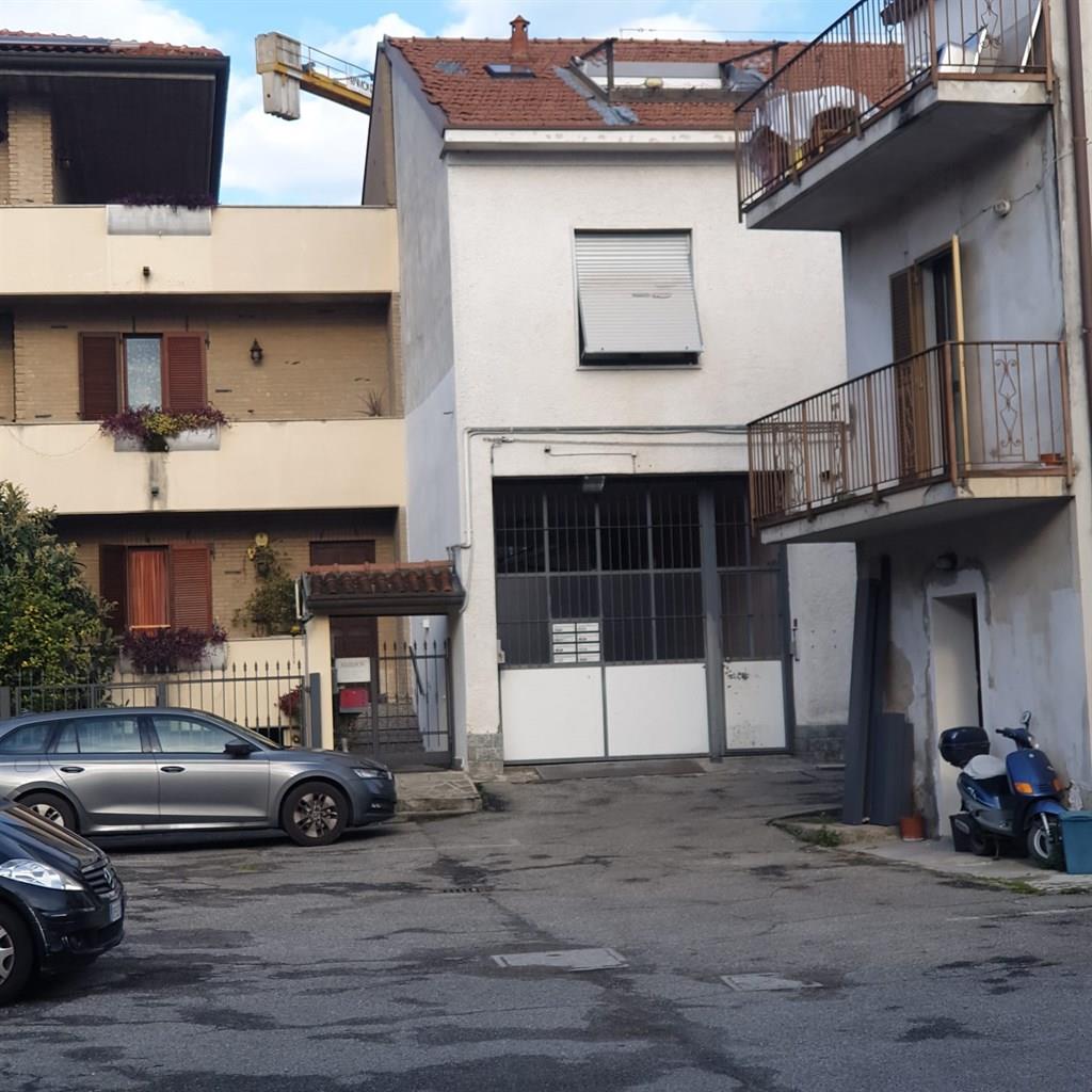 LISSONE  AFFITTO A RISCATTO INTERESSANTE 3 LOCALI CON AREA ESTERNA PRIVATA