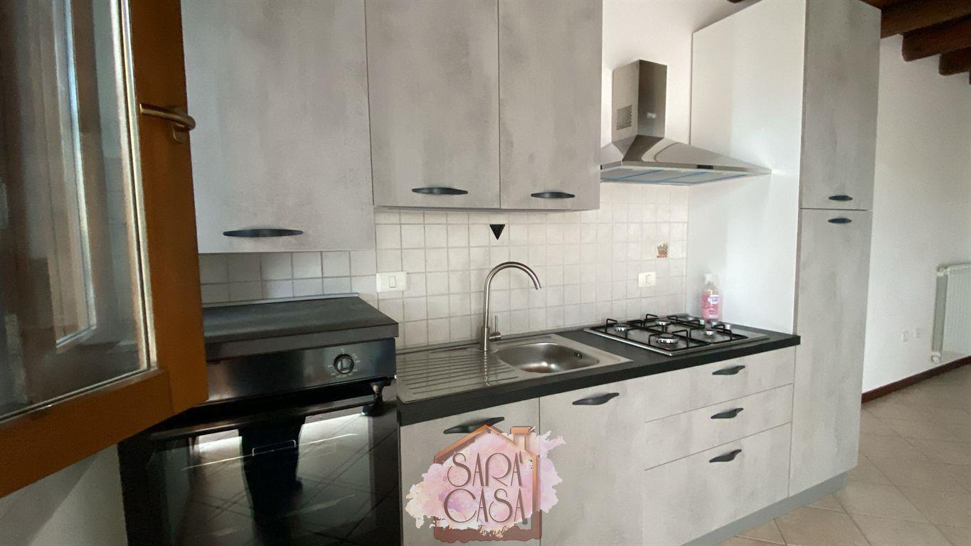 MONOLOCALE AL PIANO TERRA CON INGRESSO INDIPENDENTE