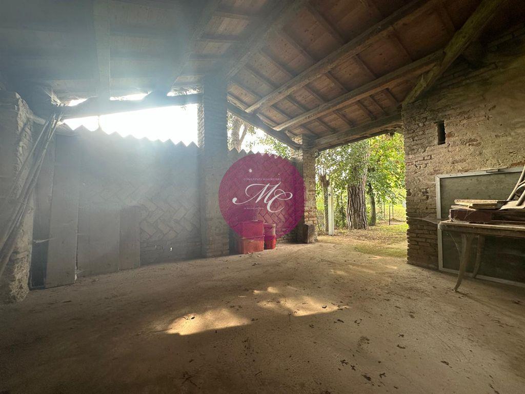 SAN BARTOLO (RA) - Rustico-Casale unifamiliare con parco di 2400 mq