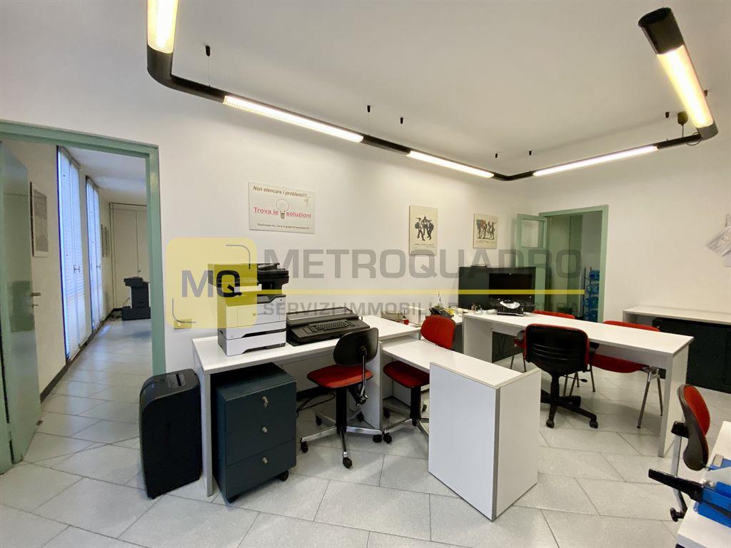Lecco, zona centro, ufficio di 215 mq in vendita