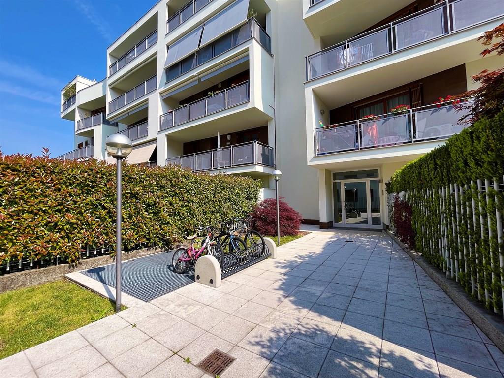 CONCOREZZO OTTIMO DUE LOCALI ARREDATO