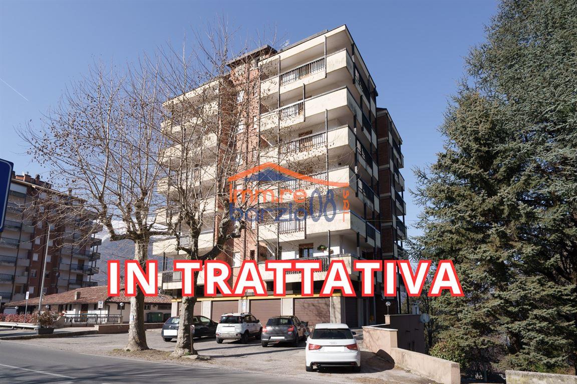 QUADRILOCALE CON BALCONI E BOX - CREMENO LOC. MAGGIO