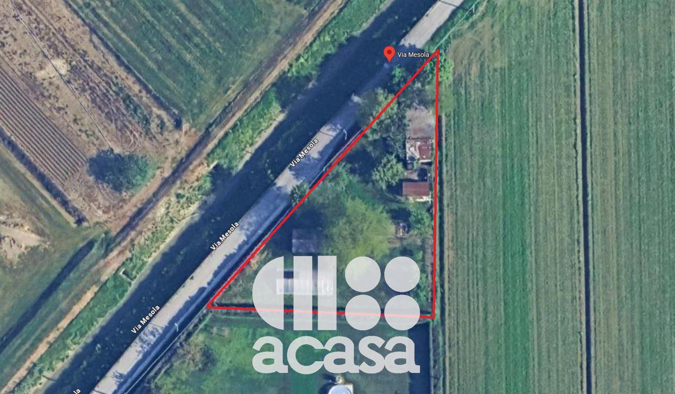 TERRENO CON DEPOSITI