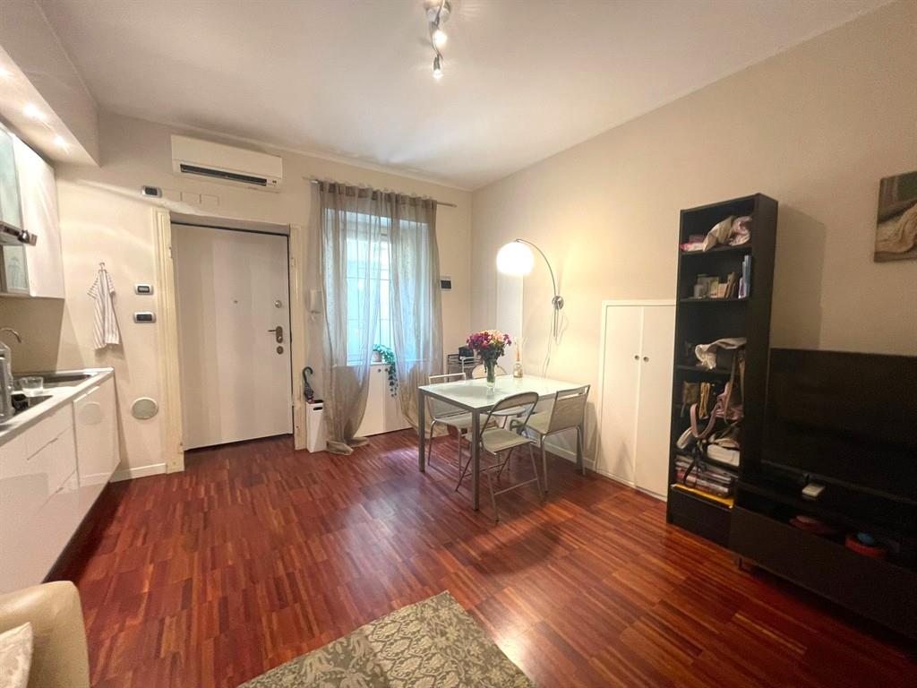 MILANO, BOCCONI - BILOCALE ARREDATO