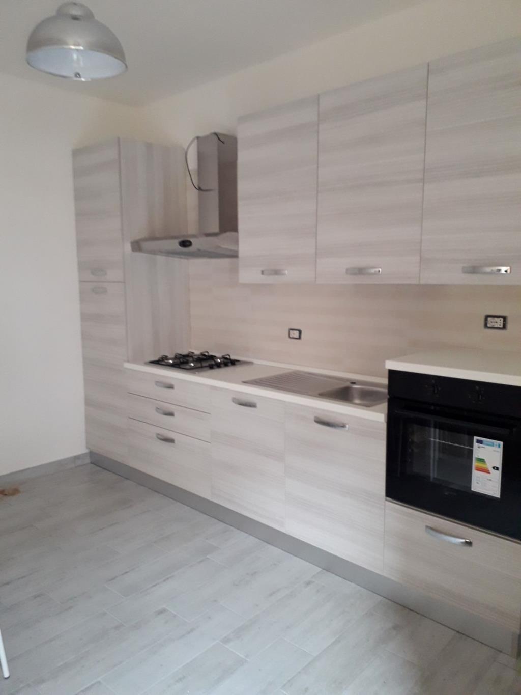lbz520 - ottimo bilocale arredato - tutto nuovo.. nessuna spesa condominiale.