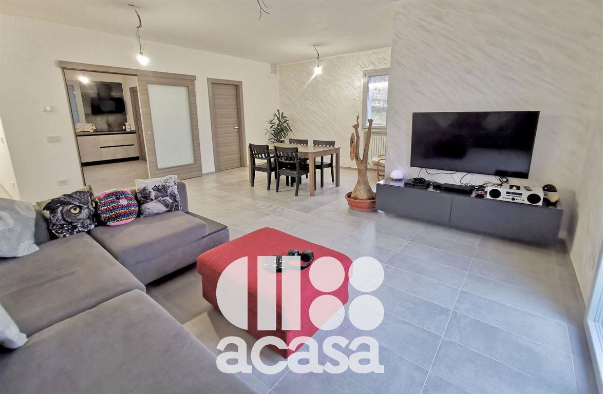 APPARTAMENTO CON INGRESSO INDIPENDENTE