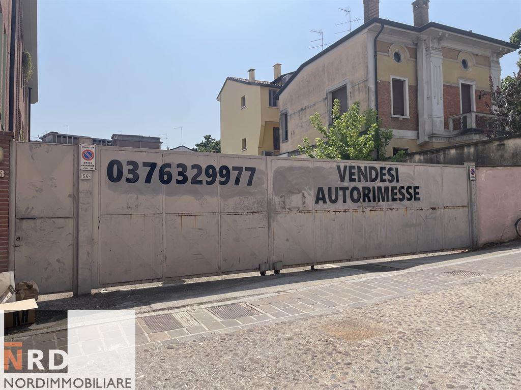Nuovissime AUTORIMESSE di ampia metratura - o MAGAZZINI