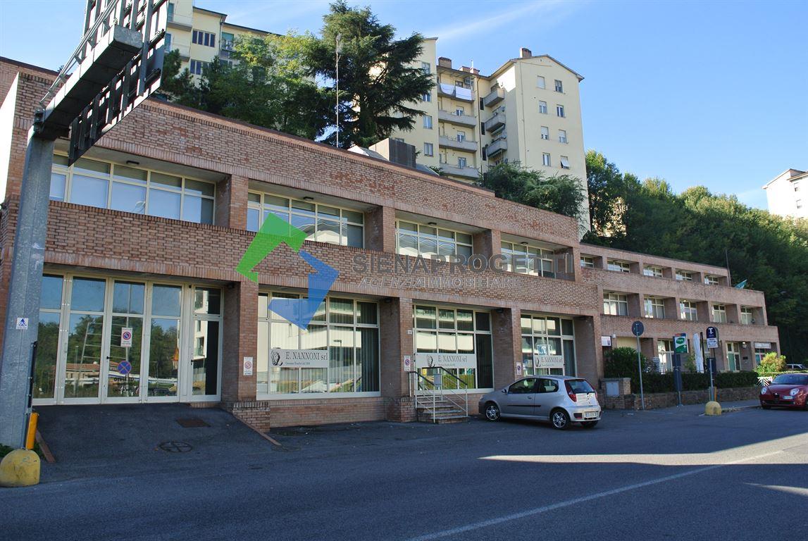 Siena Viale Sardegna vendesi ufficio di mq 112 di fronte al nuovo Polo Sanitario Regionale