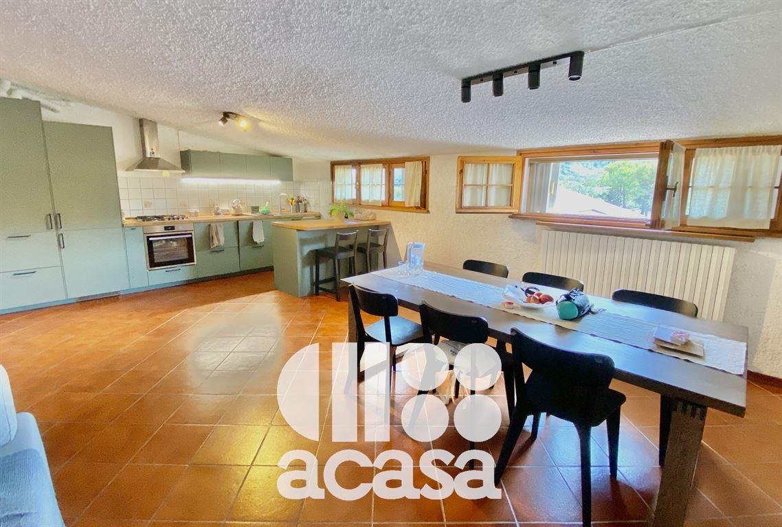 APPARTAMENTO CON MANSARDA