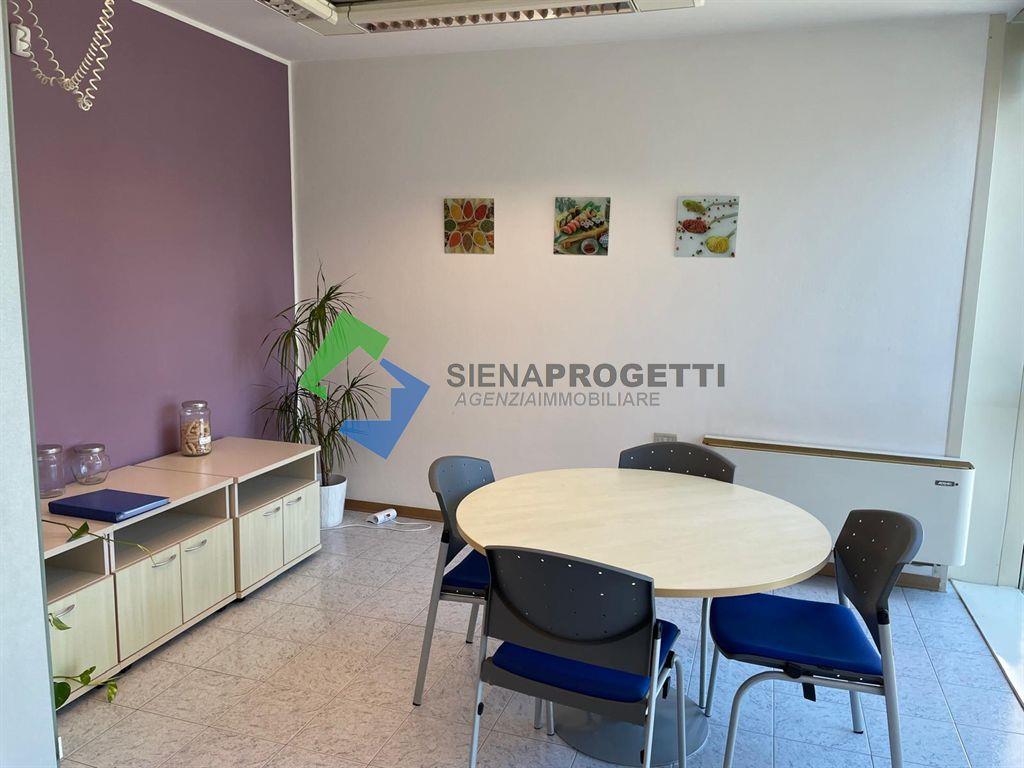 Siena Viale Sardegna vendesi ufficio di mq 81 di fronte al futuro nuovo Polo Sanitario Regionale