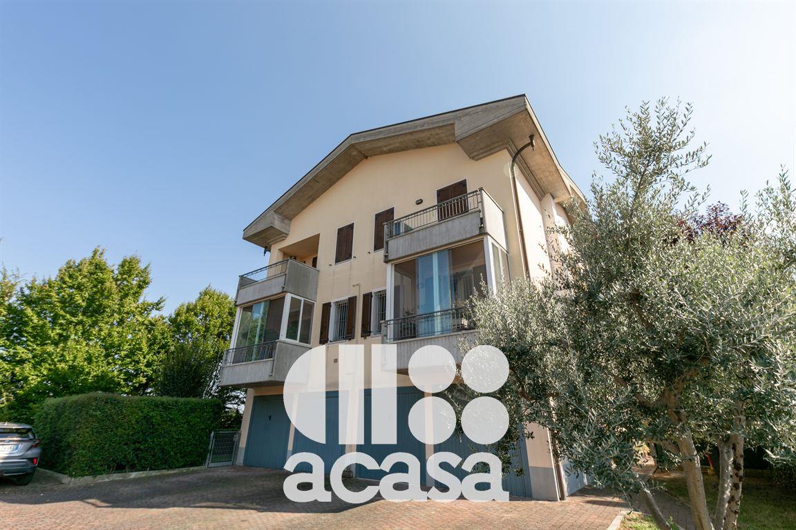 APPARTAMENTO ALL'ULTIMO PIANO PRONTO DA VIVERE