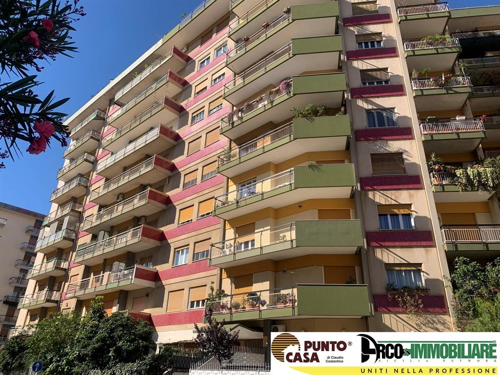 Ampio Appartamento Panoramico in Viale delle Alpi (altezza Via Lazio)