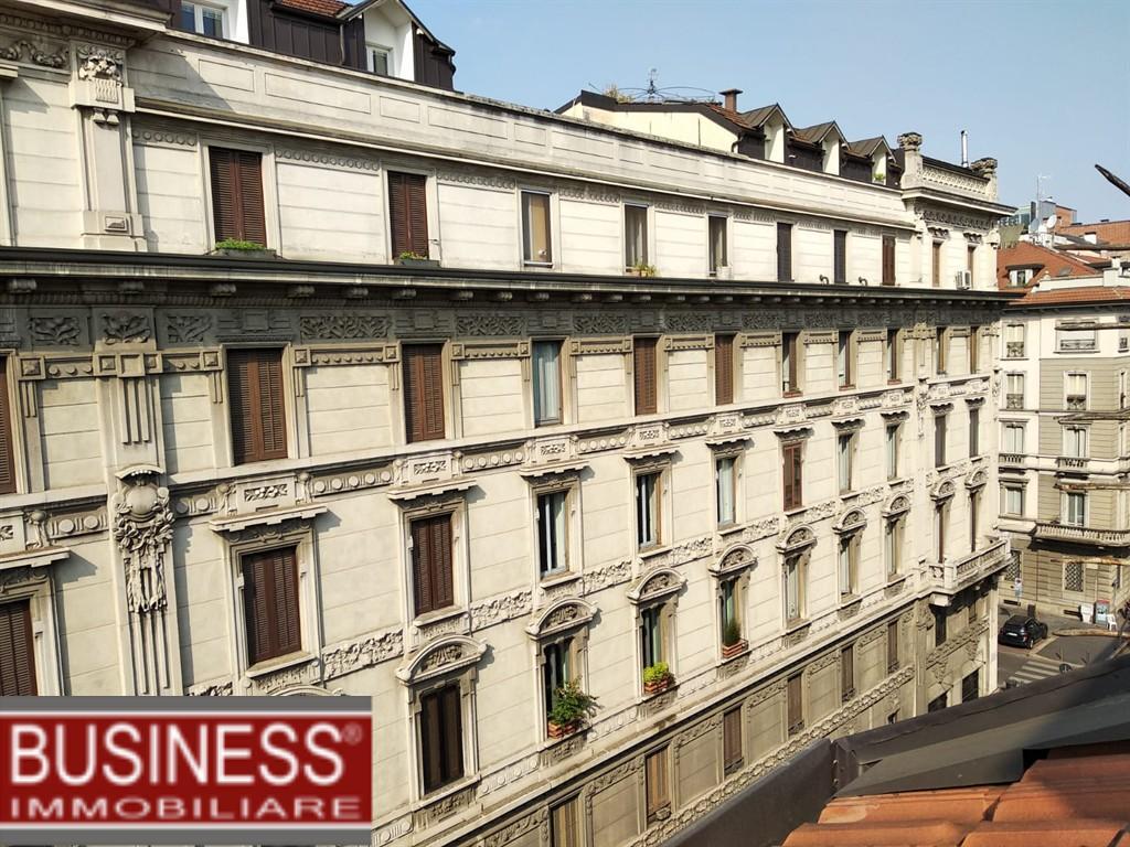 MM CADORNA - PRESTIGIOSO TRILOCALE CON DOPPI SERVIZI
