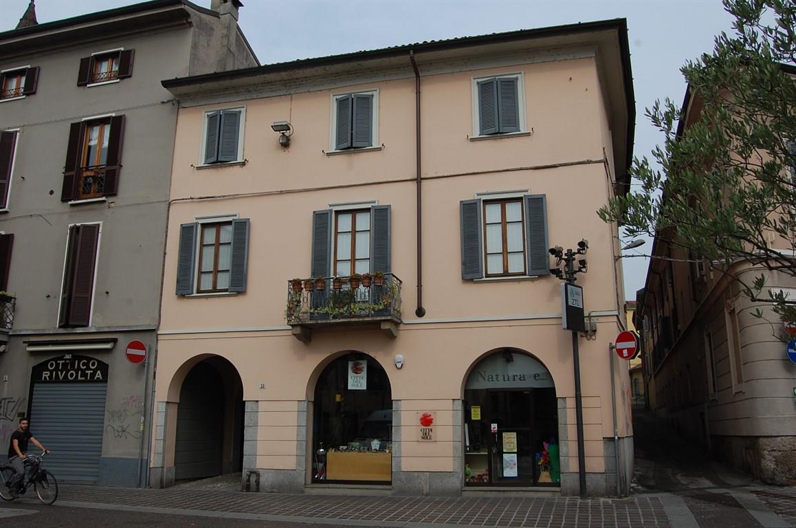 Affittasi 2 Locali Arredato