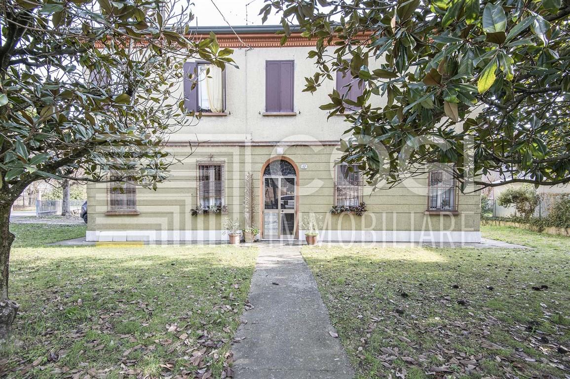 CASA INDIPENDENTE CON PARCO A LAVEZZOLA DI CONSELICE