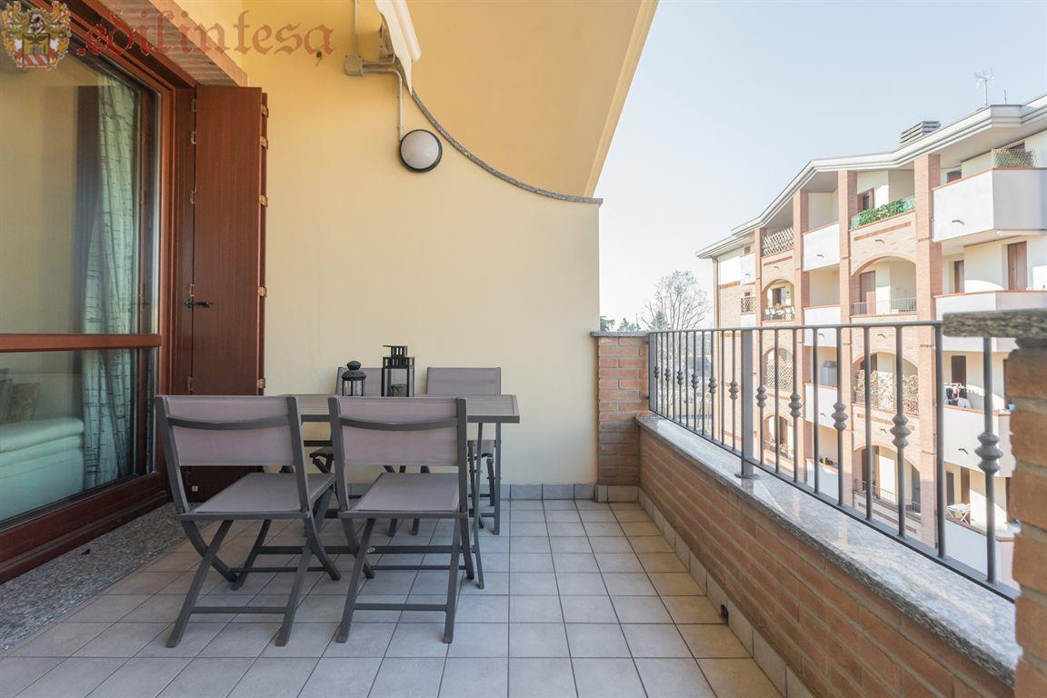 Trilocale favoloso con terrazzo ultimo piano