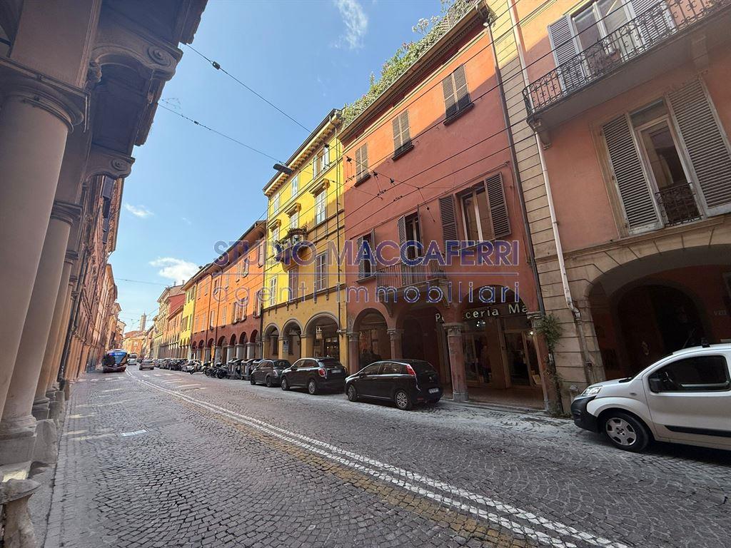 Via SANTO STEFANO