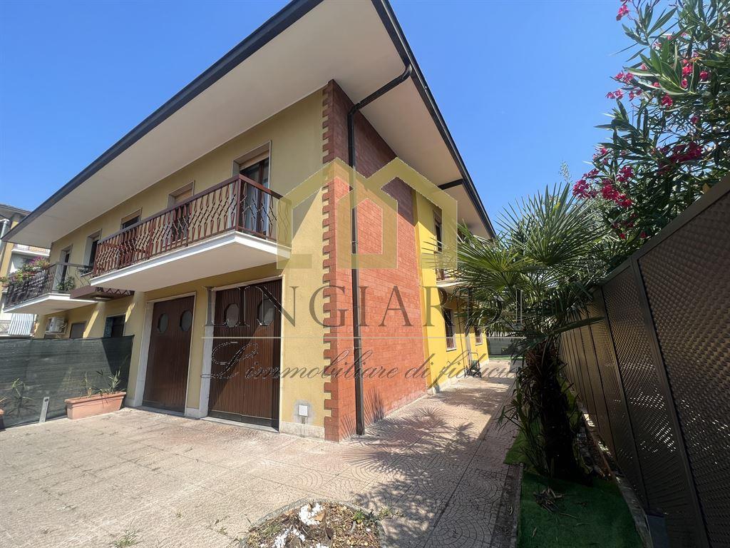 LODI – VIA LAGO GERUNDO VILLA DI TESTA LIBERA SU 3 LATI