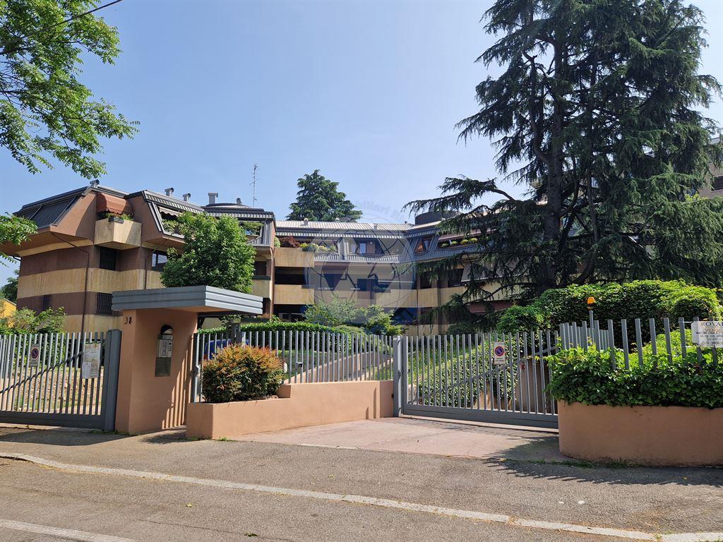 Bilocale in vendita – Monza, Via Donizetti 38 – Zona Parco