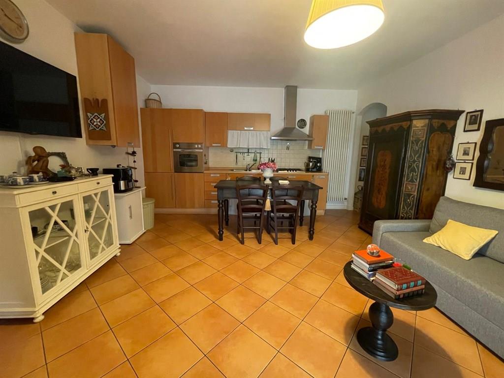 cst600 - libero subito - contratto 4 anni rinnovabili - bilocale arredato + posto auto scoperto