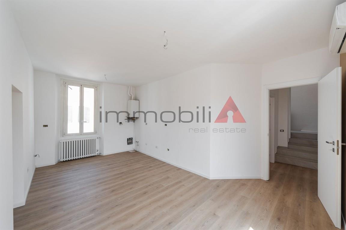 Brugherio San Damiano - 2 locali senza spese e ristrutturato Euro 159.000,00