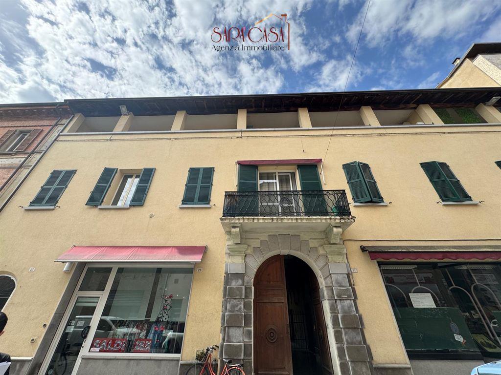 BILOCALE IN PIENO CENTRO STORICO