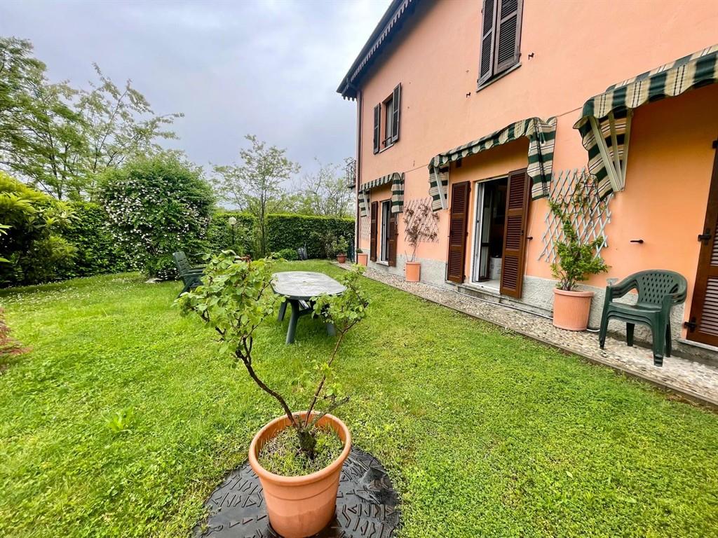 TRILOCALE CON GIARDINO, TERRAZZO E BOX, LIBERO SUBITO