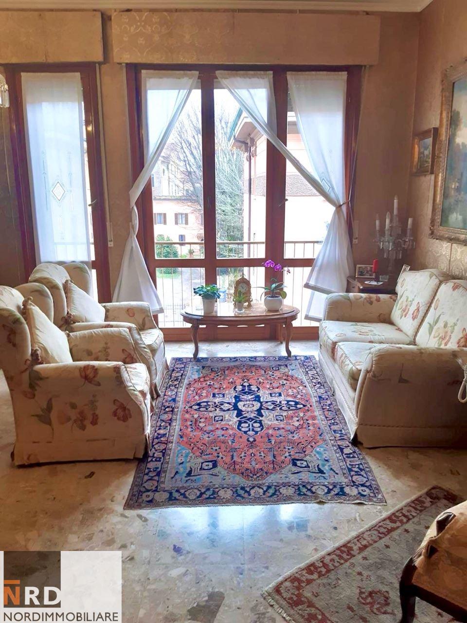 Ampio e Luminosissimo TRILOCALE con Garage