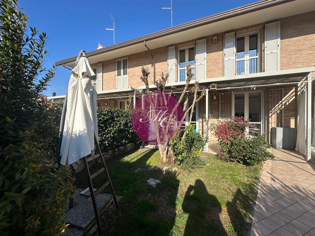 CENTRO STORICO RAVENNA (RA): Casa abbinata in classe A3