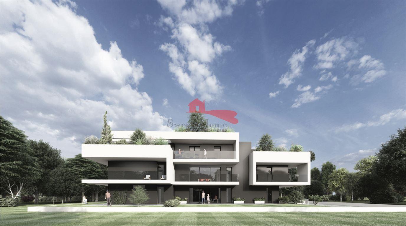 TRICAMERE PANORAMICO CON MAGNIFICO TERRAZZO ABITABILE - UDINE