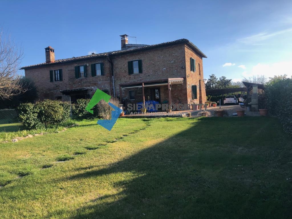 PORZIONE DI CASALE TERRATETTO A SAN ROCCO A PILLI, SIENA.