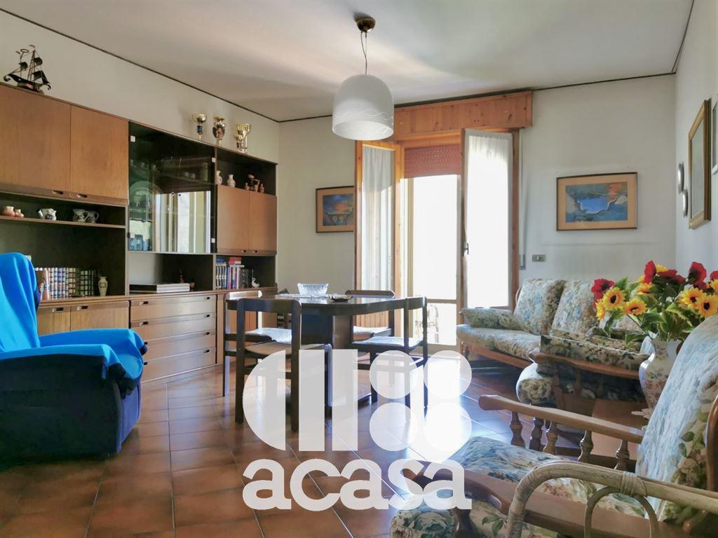 AMPIO APPARTAMENTO con MANSARDA
