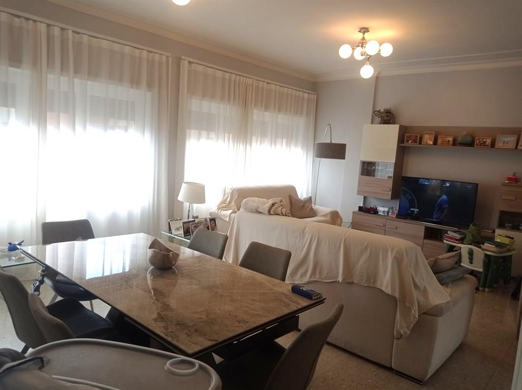 QUADRILOCALE - LOCATO FINO AL 30/09/2027 -  USO INVESTIMENTO