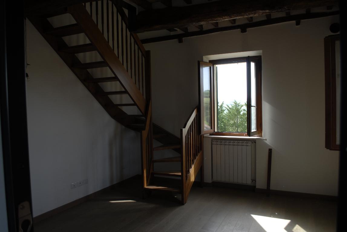 IN CAMPAGNA MA VICINI AL CENTRO