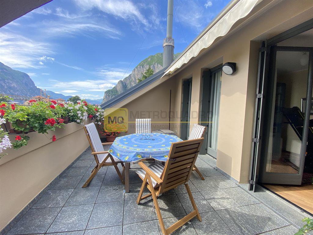 LECCO – ATTICO CON TERRAZZI PANORAMICI E FINITURE DI PREGIO