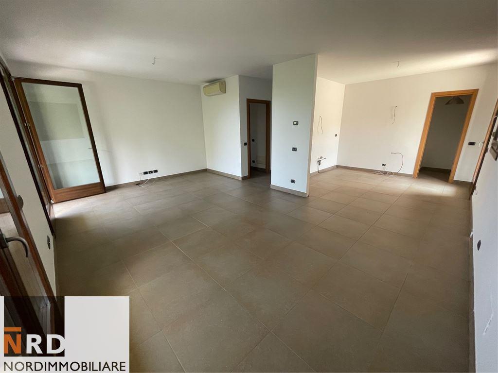 Bellissimo TRILOCALE con Terrazze e Box Doppio
