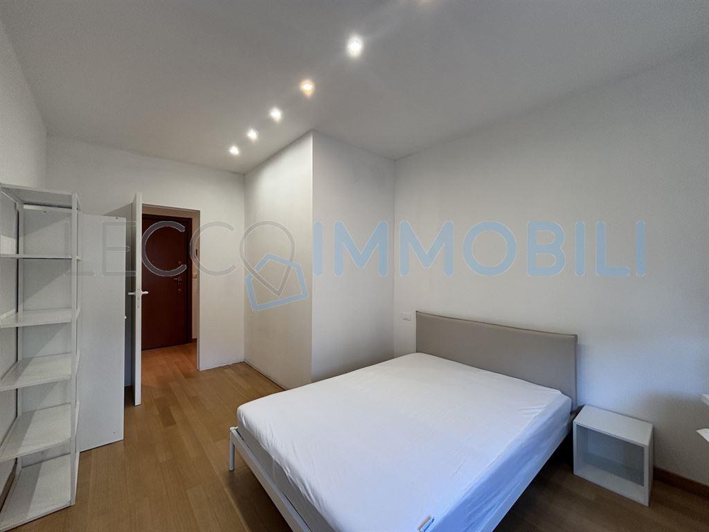STANZA CORSO CARLO ALBERTO 22