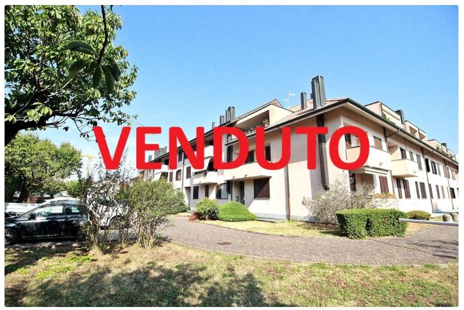 VIMERCATE CENTRO APPARTAMENTO DI 3 LOCALI DOPPI SERVIZI