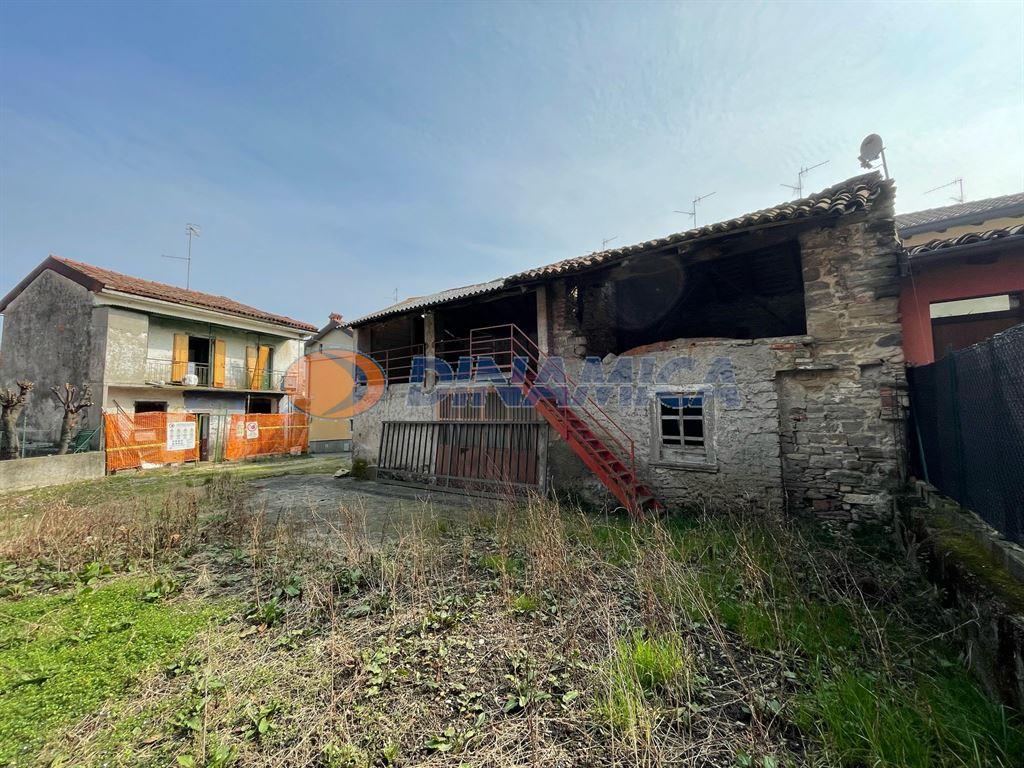 CASA INDIPENDENTE A AMBIVERE (BERGAMO)