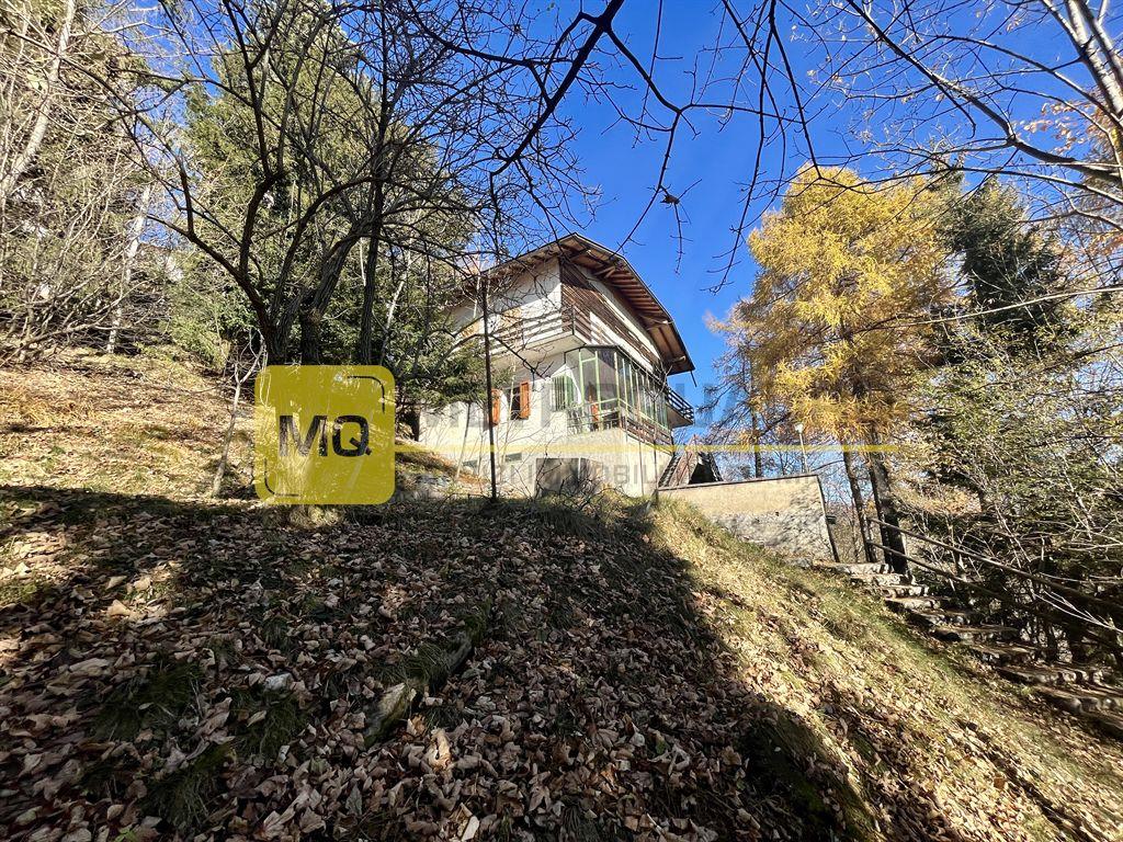 Piani dei Resinelli, riservata casa indipendente con vista panoramica in vendita