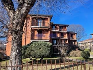 Merate, bilocale in locazione con box