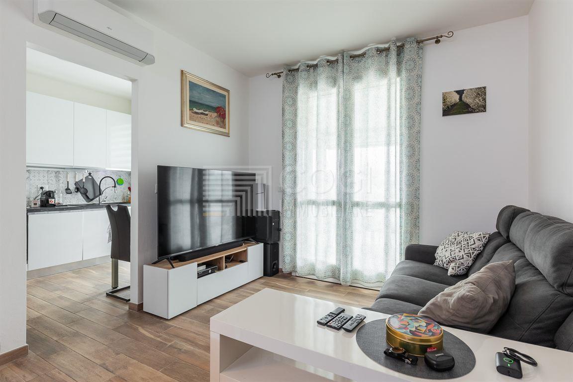 Villetta con ingresso indipendente, giardino privato e mansarda