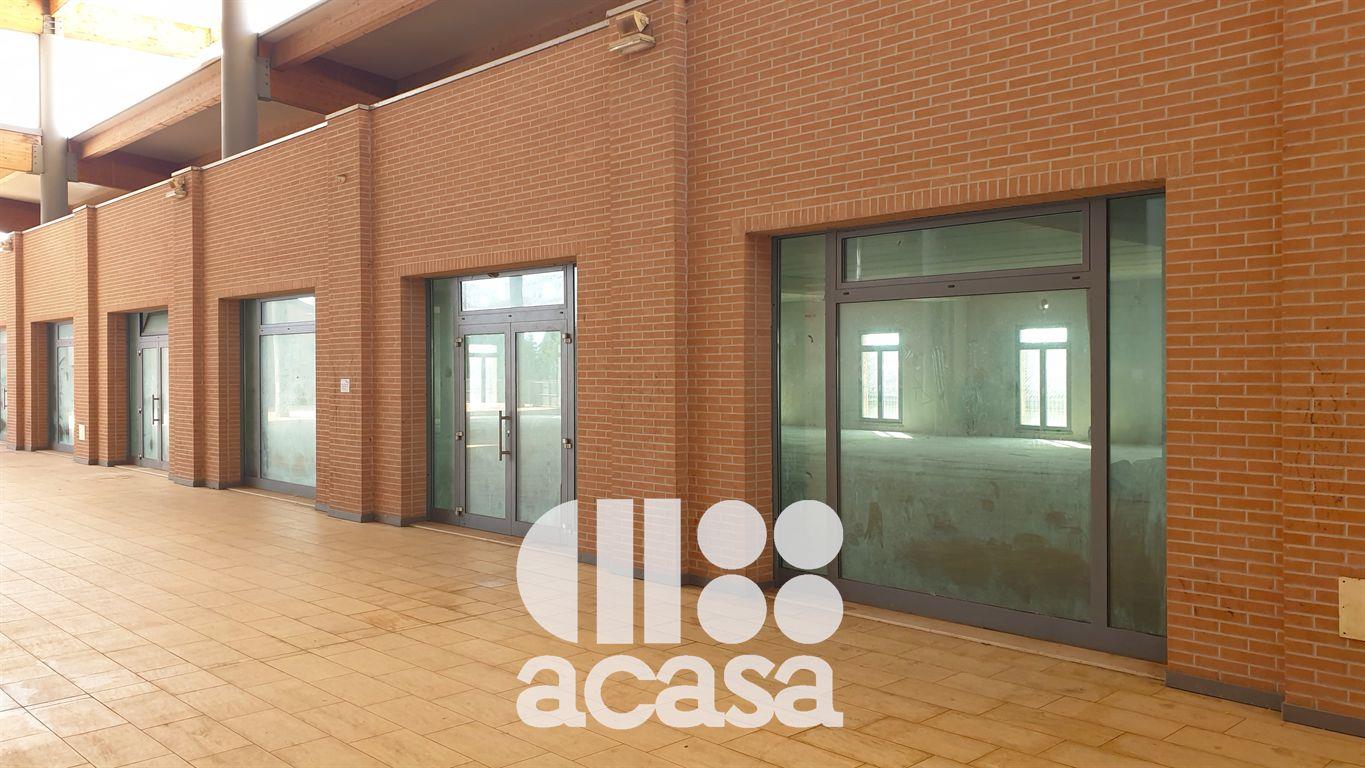 LOCALE COMMERCIALE - AFFITTACAMERE - SHOWROOM - RESIDENZA PER ANZIANI - UFFICIO DIREZIONALE